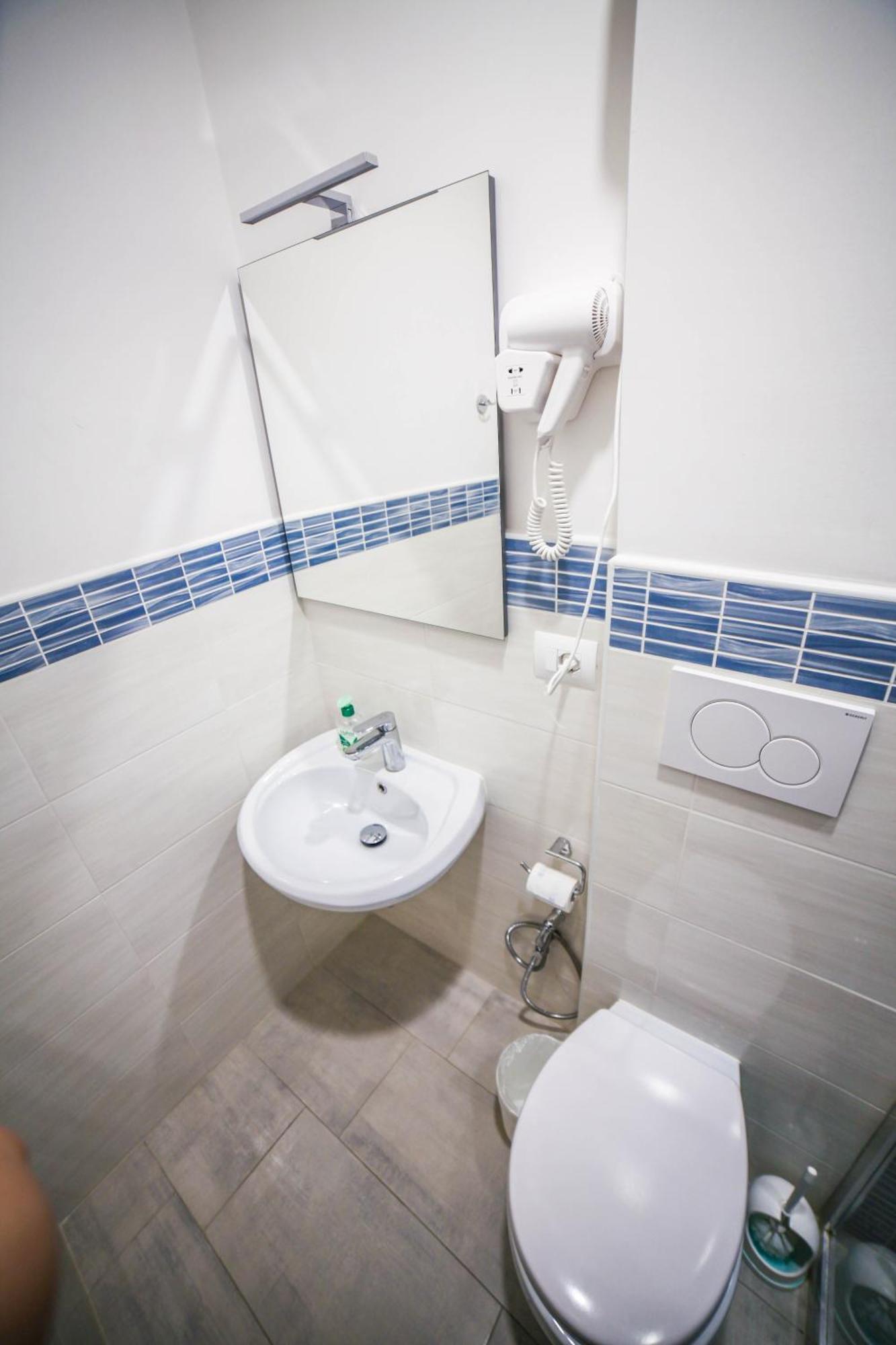 Cosmo Guesthouse Rome Exterior photo